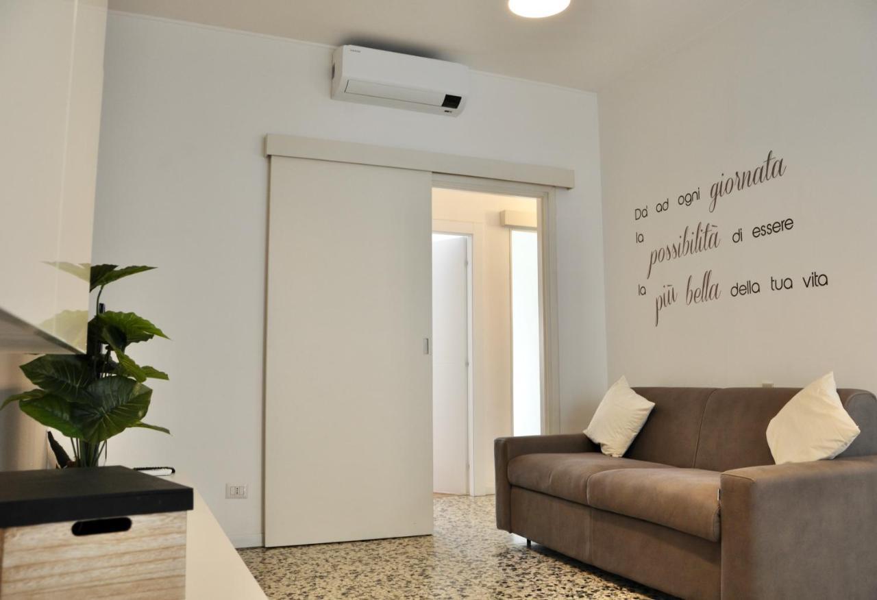 M.Aurelio Light Brown Apartment Milan Exterior photo