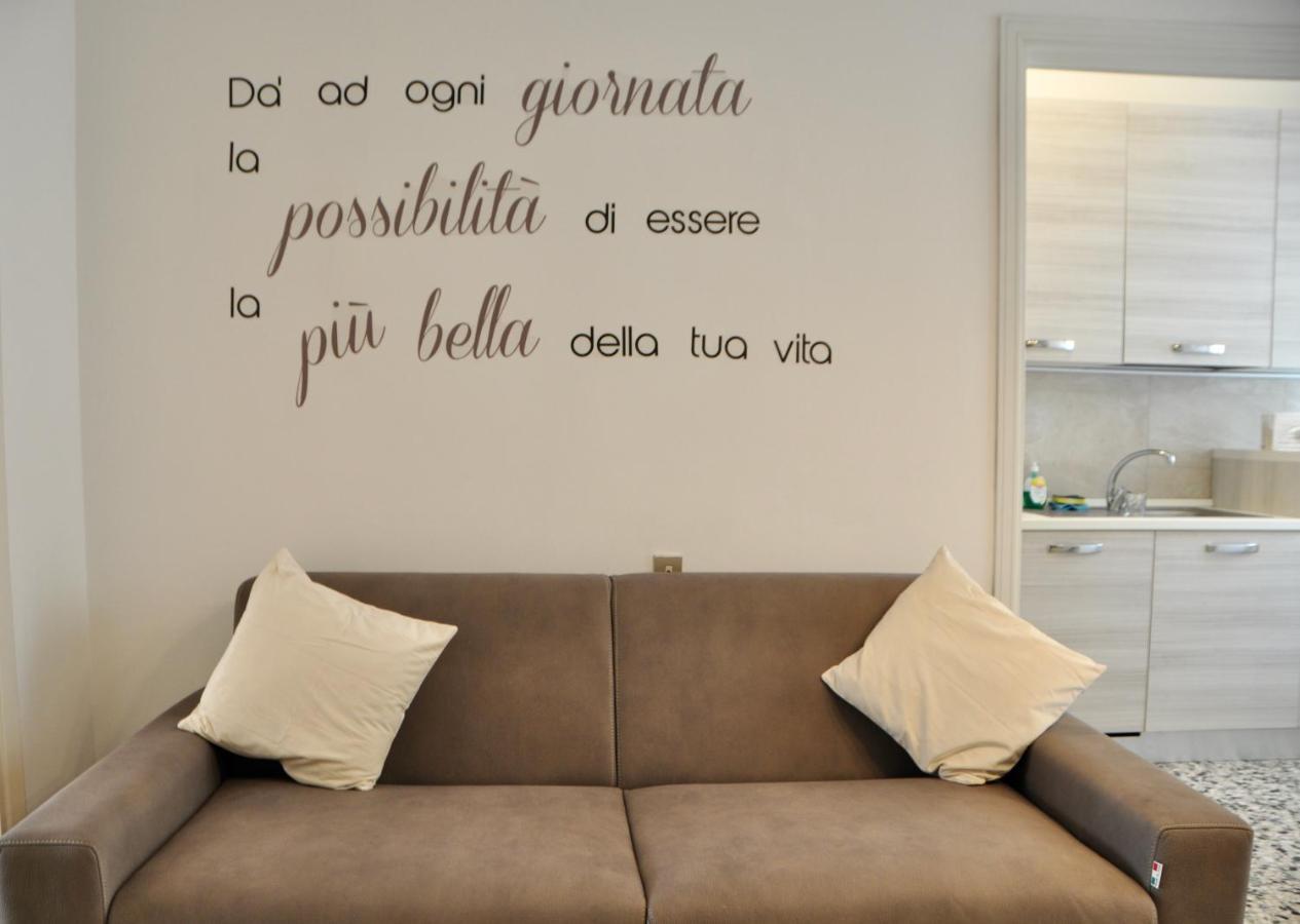M.Aurelio Light Brown Apartment Milan Exterior photo